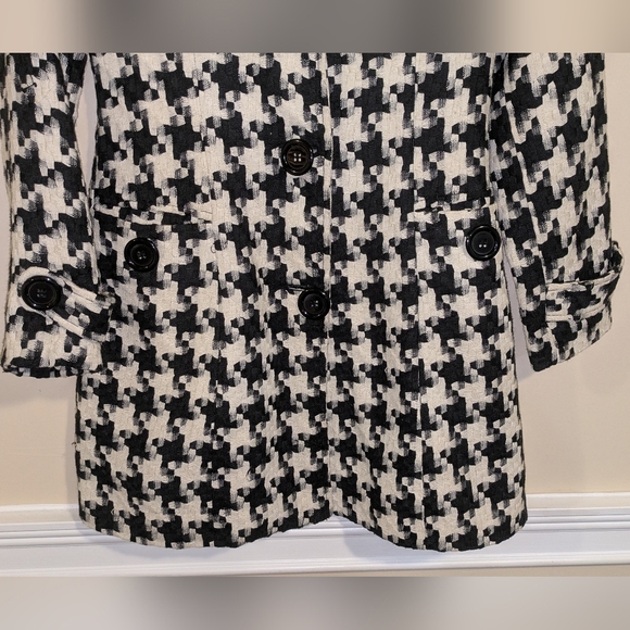 Houndstooth Peacoat - Picture 5 of 9